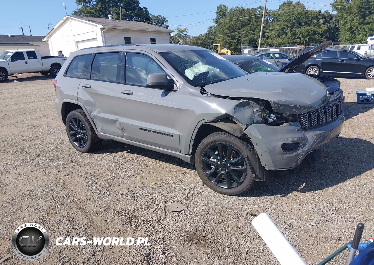 2021 Jeep Grand Cherokee Laredo X 4X4