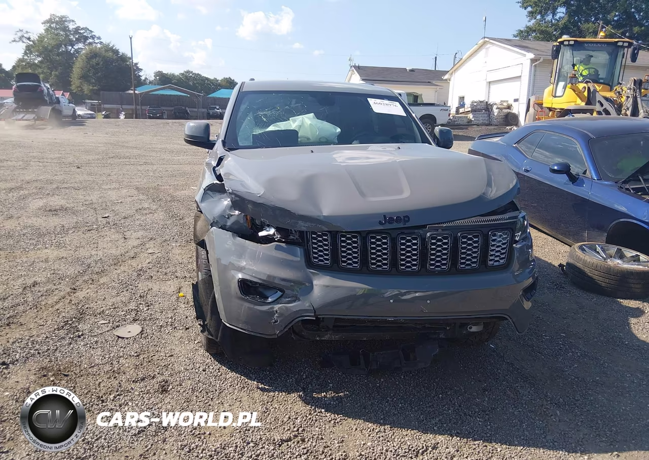 2021 Jeep Grand Cherokee Laredo X 4X4 VIN:1C4RJFAG5MC833834 - 12