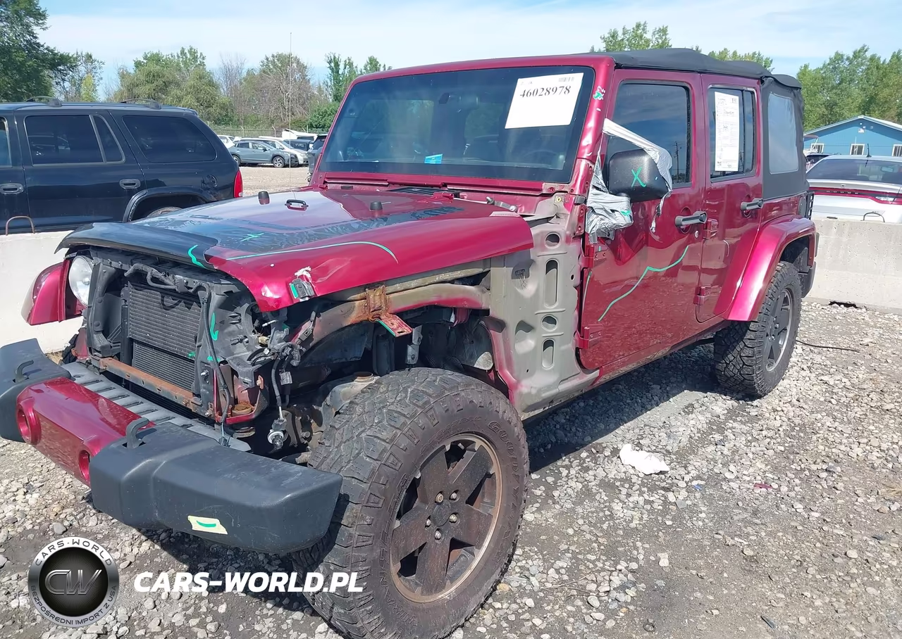2012 Jeep Wrangler Unlimited Sahara VIN:1C4BJWEG3CL250642 - 6