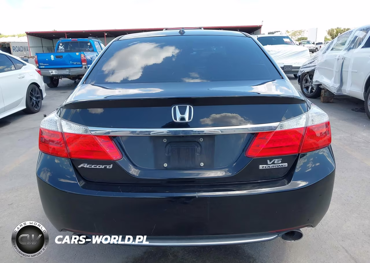 2013 Honda Accord Touring VIN:1HGCR3F9XDA046429 - 17