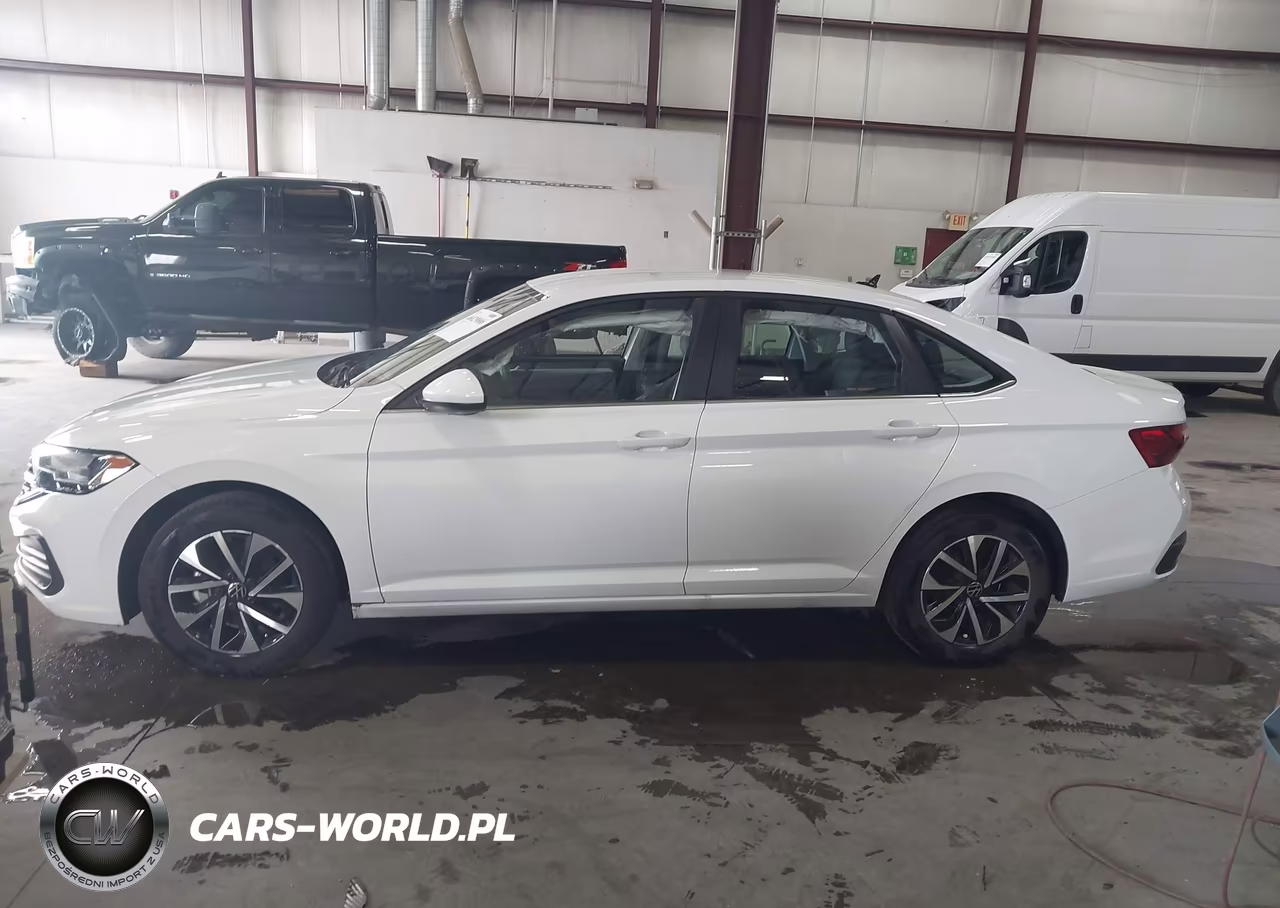2024 Volkswagen Jetta 1.5T S VIN:3VW5M7BU6RM065607 - 15