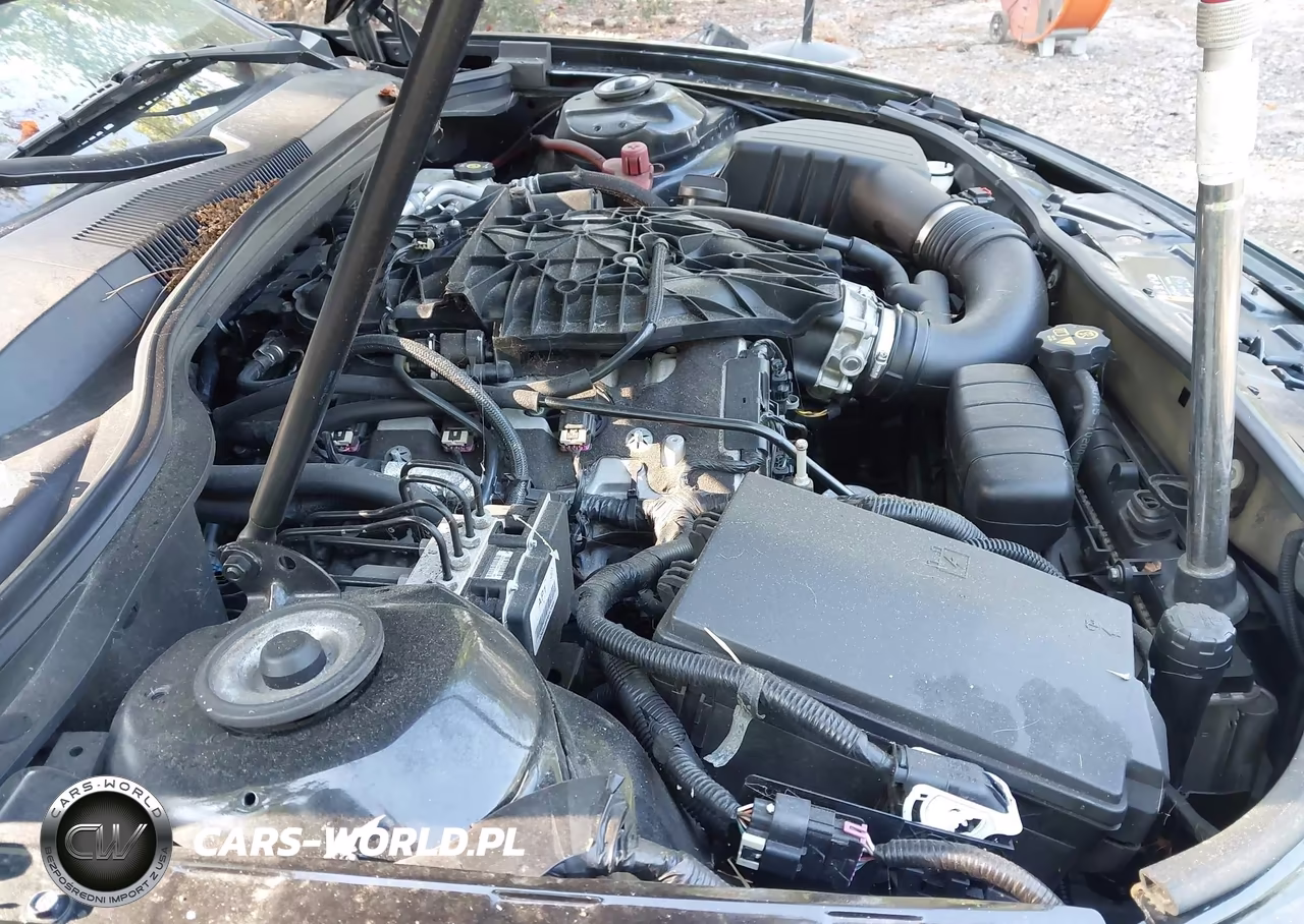 2015 Chevrolet Camaro 2Ls VIN:2G1FB1E36F9301750 - 11