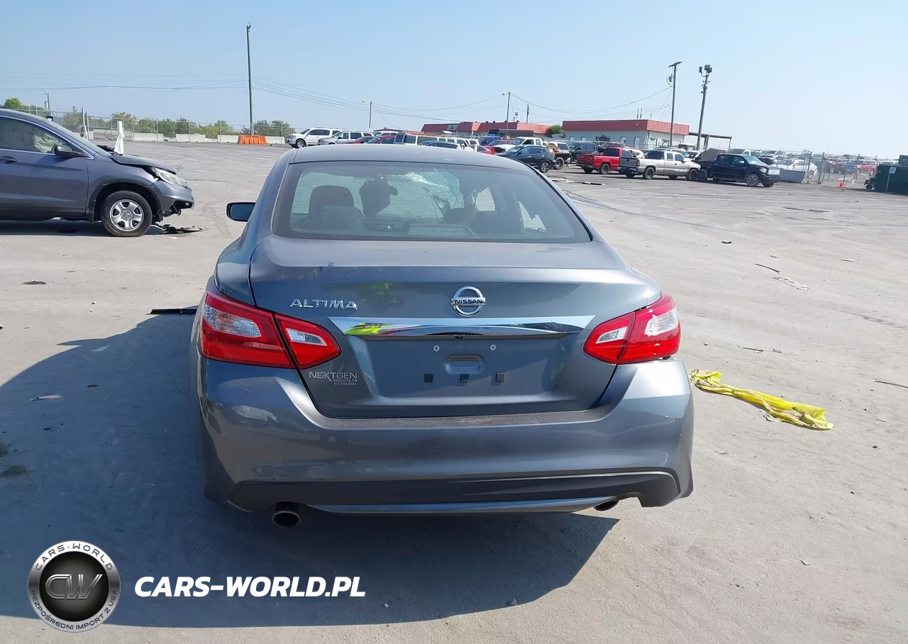 2016 Nissan Altima 2.5 S VIN:1N4AL3AP3GC266765 - 17