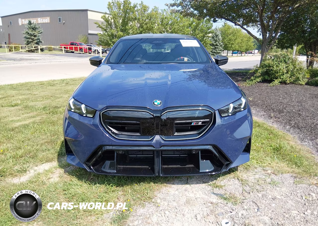 2027 BMW M5 VIN:WBS83FK04VCY32031 - 12