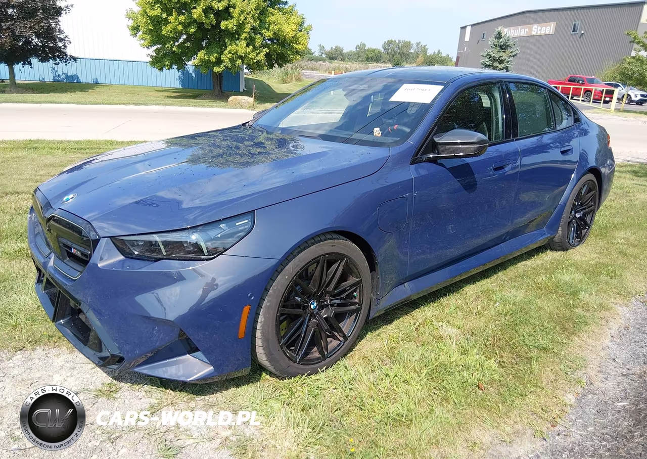 2027 BMW M5 VIN:WBS83FK04VCY32031 - 2