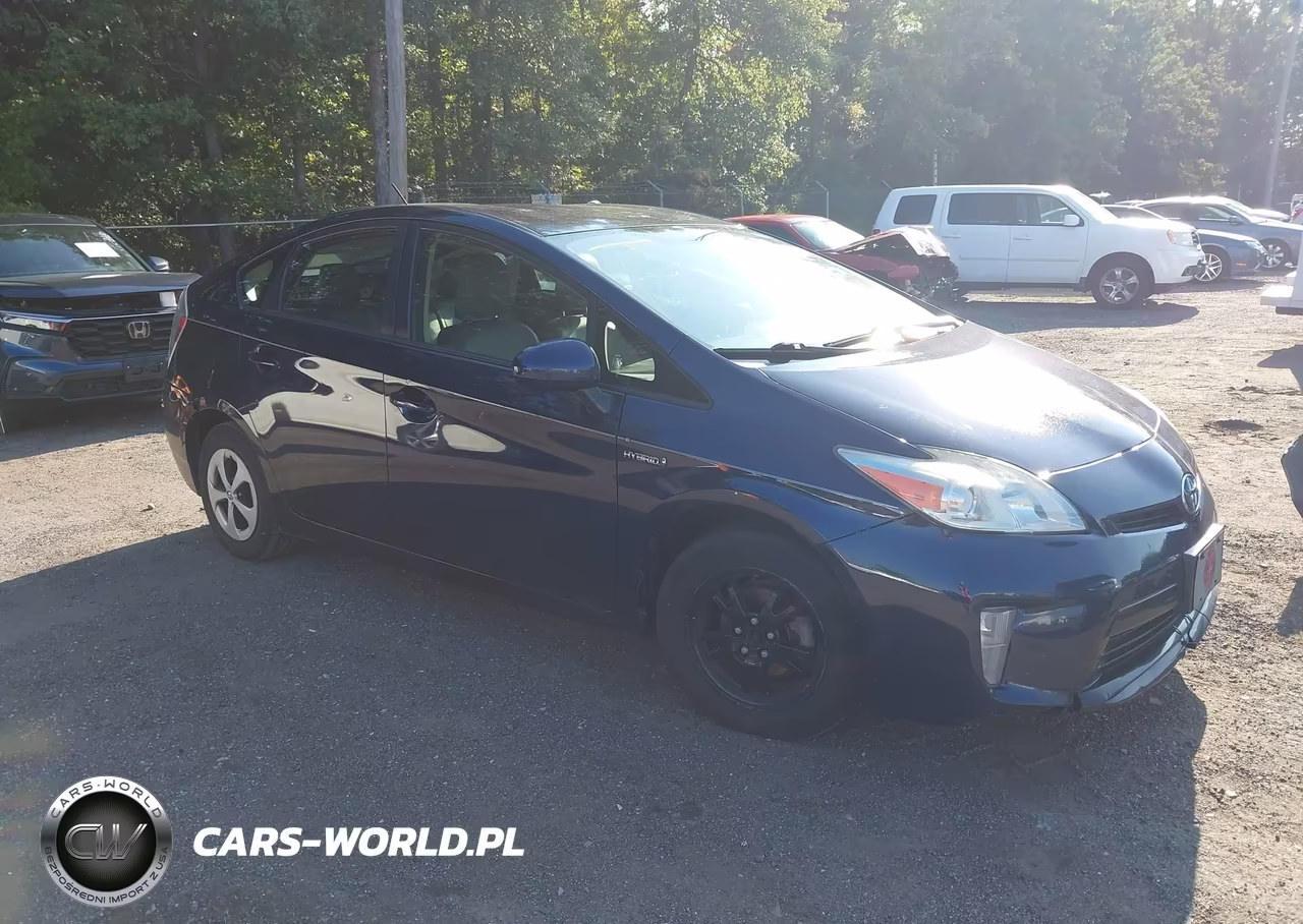 2015 Toyota Prius Two – zdjęcie 1 z 16