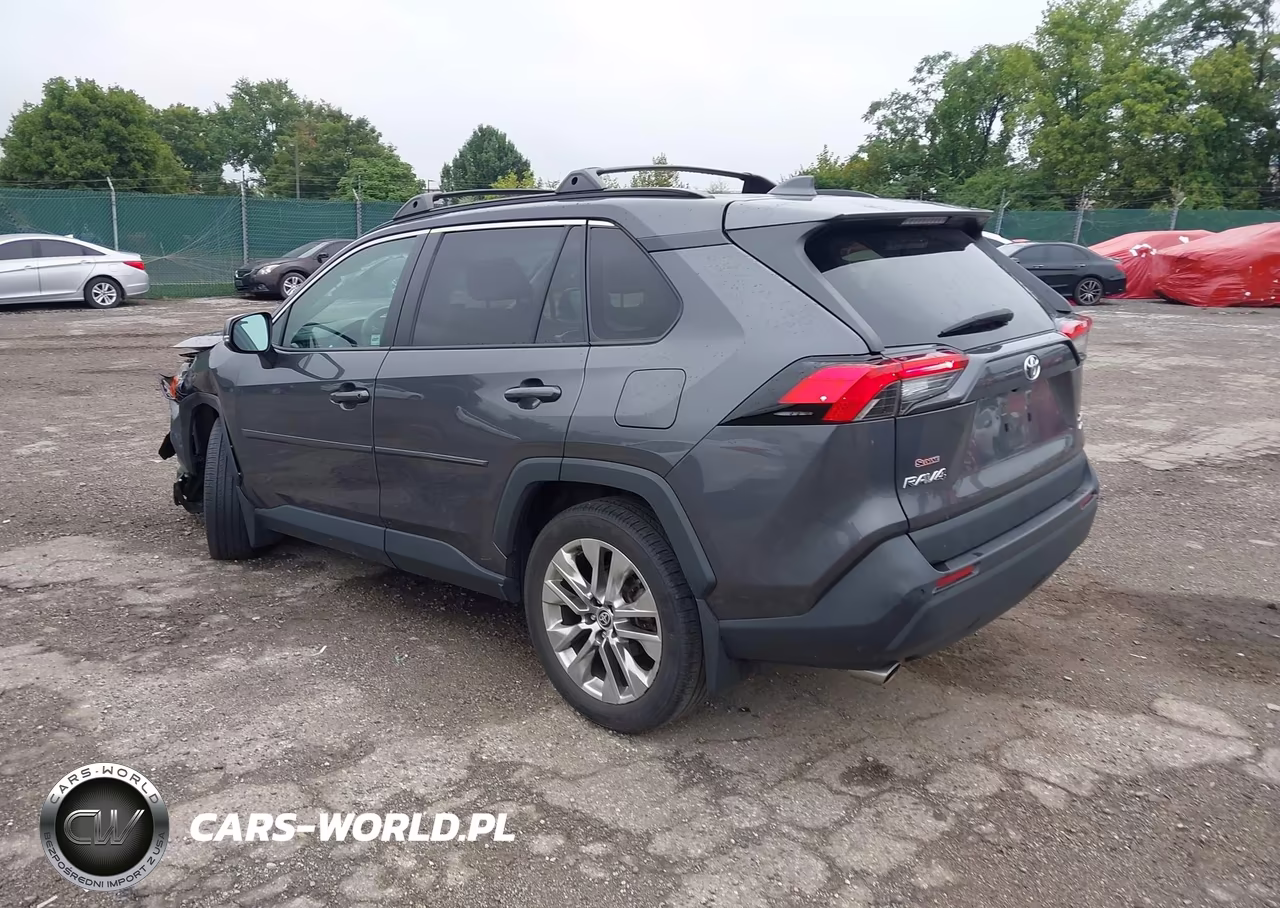 2023 Toyota Rav4 Xle Premium VIN:2T3A1RFV2PC373346 - 3