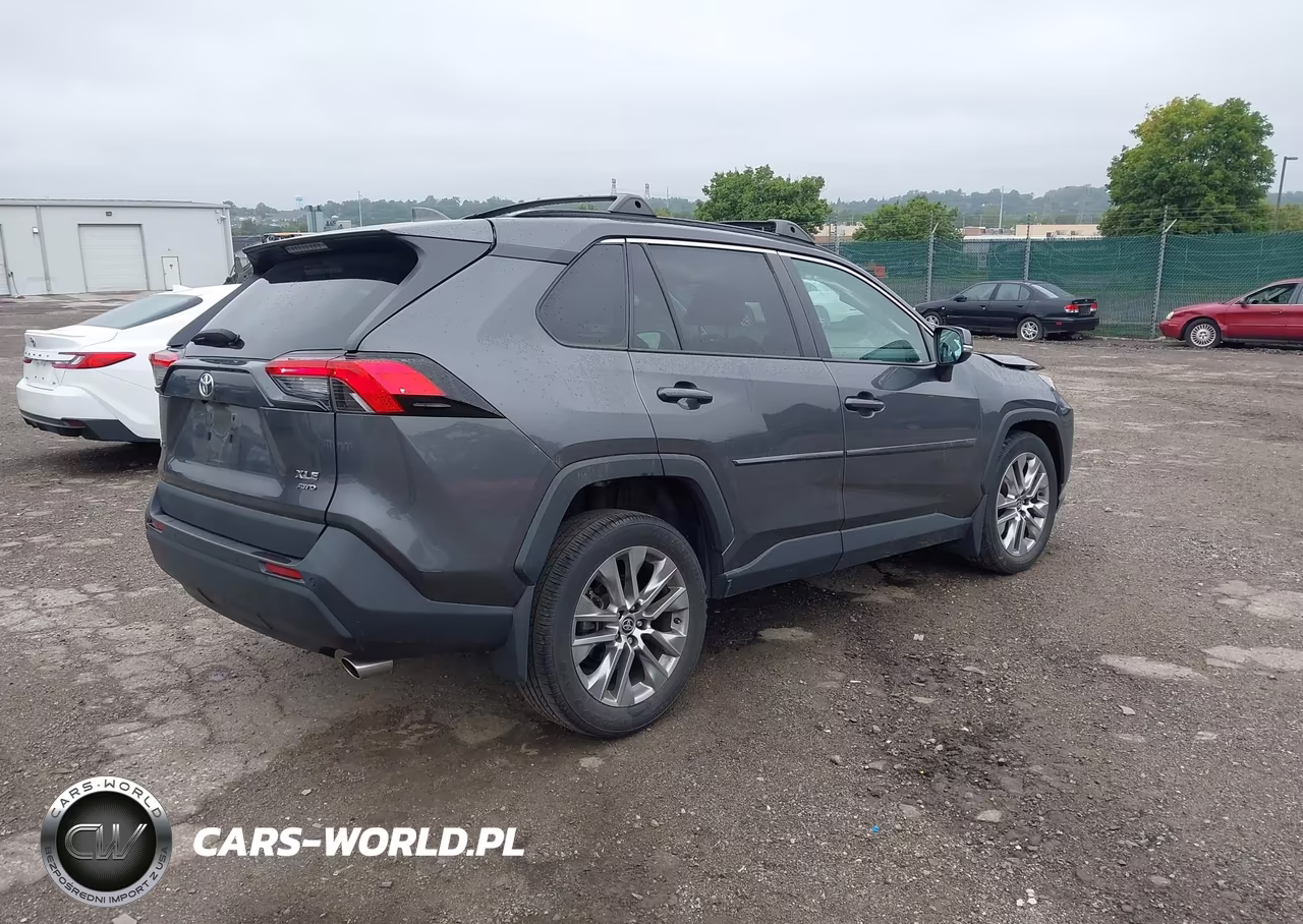2023 Toyota Rav4 Xle Premium VIN:2T3A1RFV2PC373346 - 4