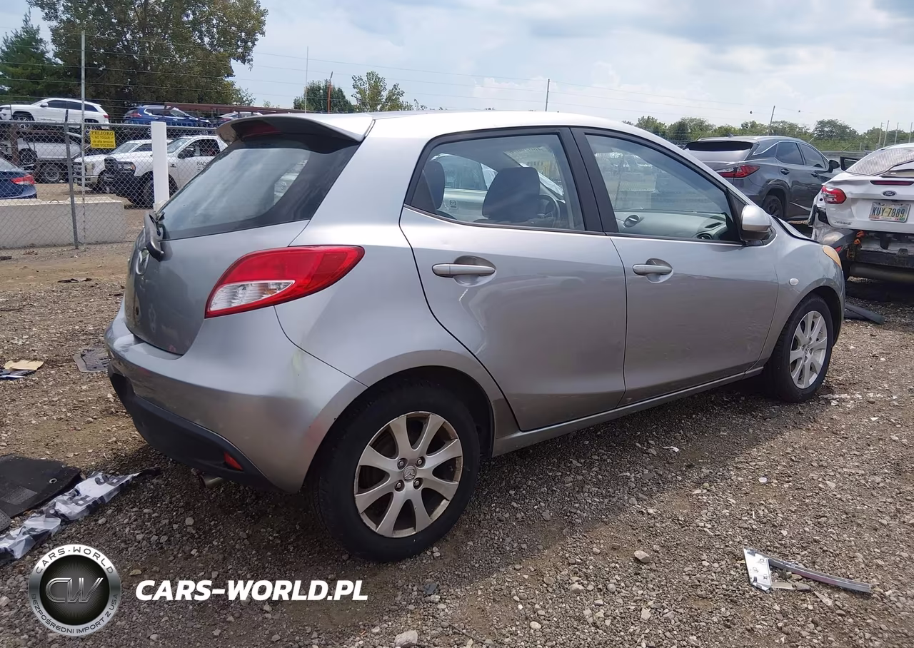 2012 Mazda Mazda2 Touring VIN:JM1DE1LY2C0142641 - 4