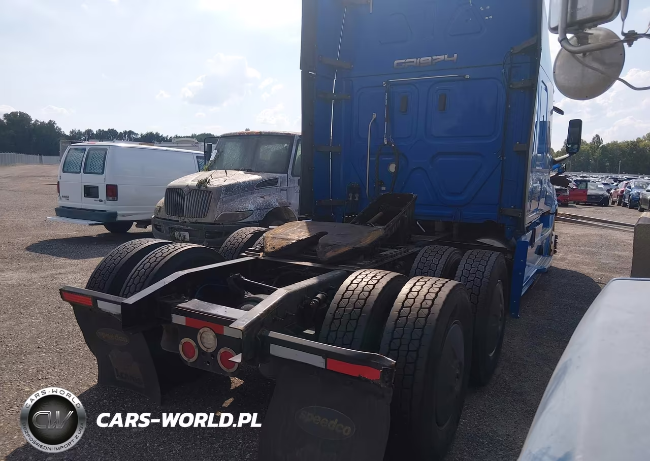 2019 Freightliner New Cascadia 126 VIN:1FUJHHDRXKLKP4384 - 4