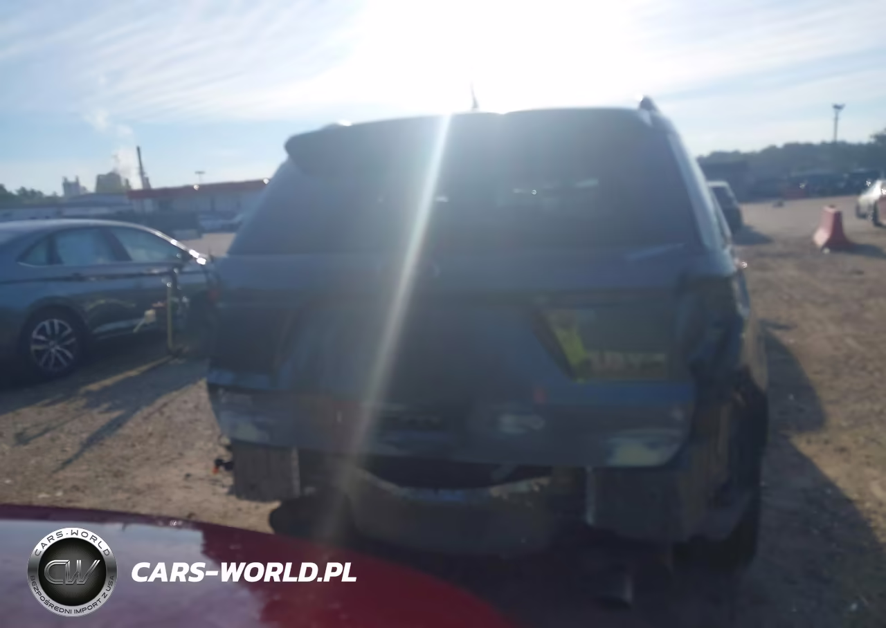 2018 Ford Explorer Xlt VIN:1FM5K8D80JGB06645 - 16