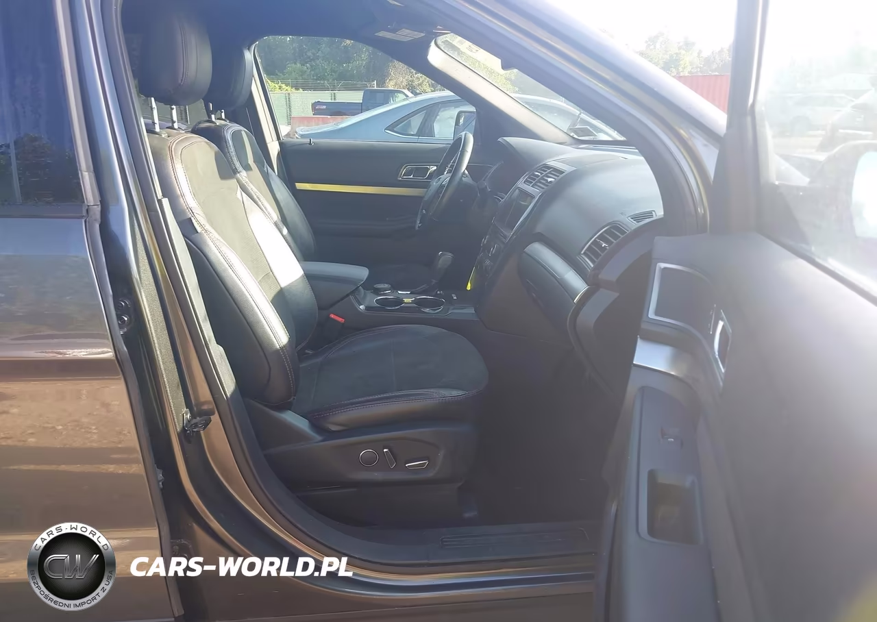 2018 Ford Explorer Xlt VIN:1FM5K8D80JGB06645 - 5