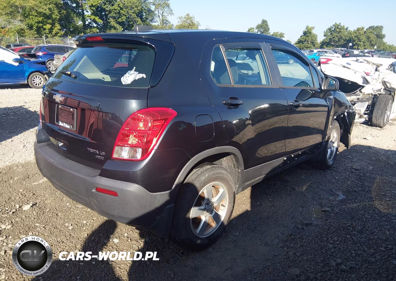 2015 Chevrolet Trax 1Ls VIN:3GNCJPSB4FL252662 - 4