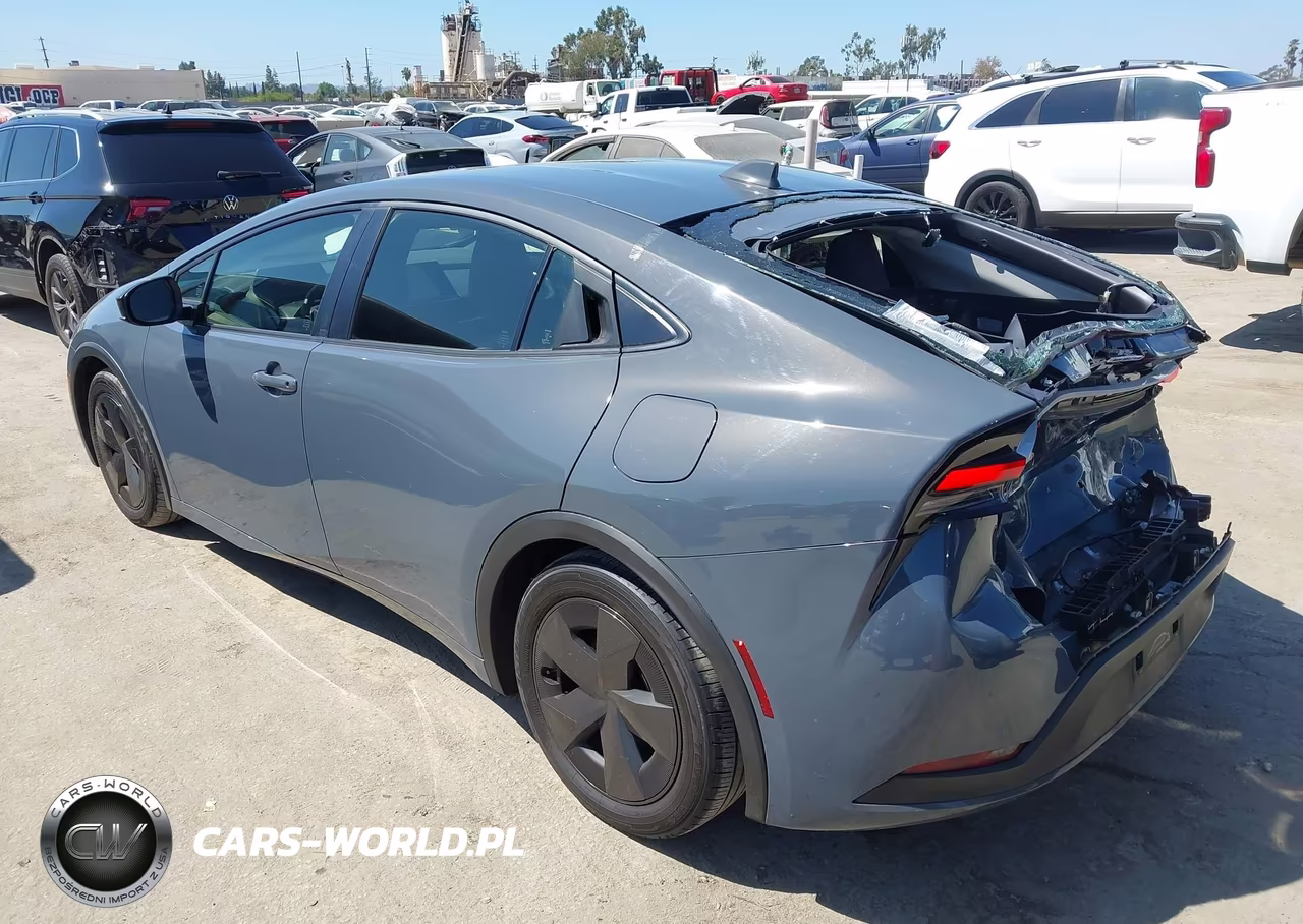 2024 Toyota Prius Le VIN:JTDACAAU2R3041583 - 3