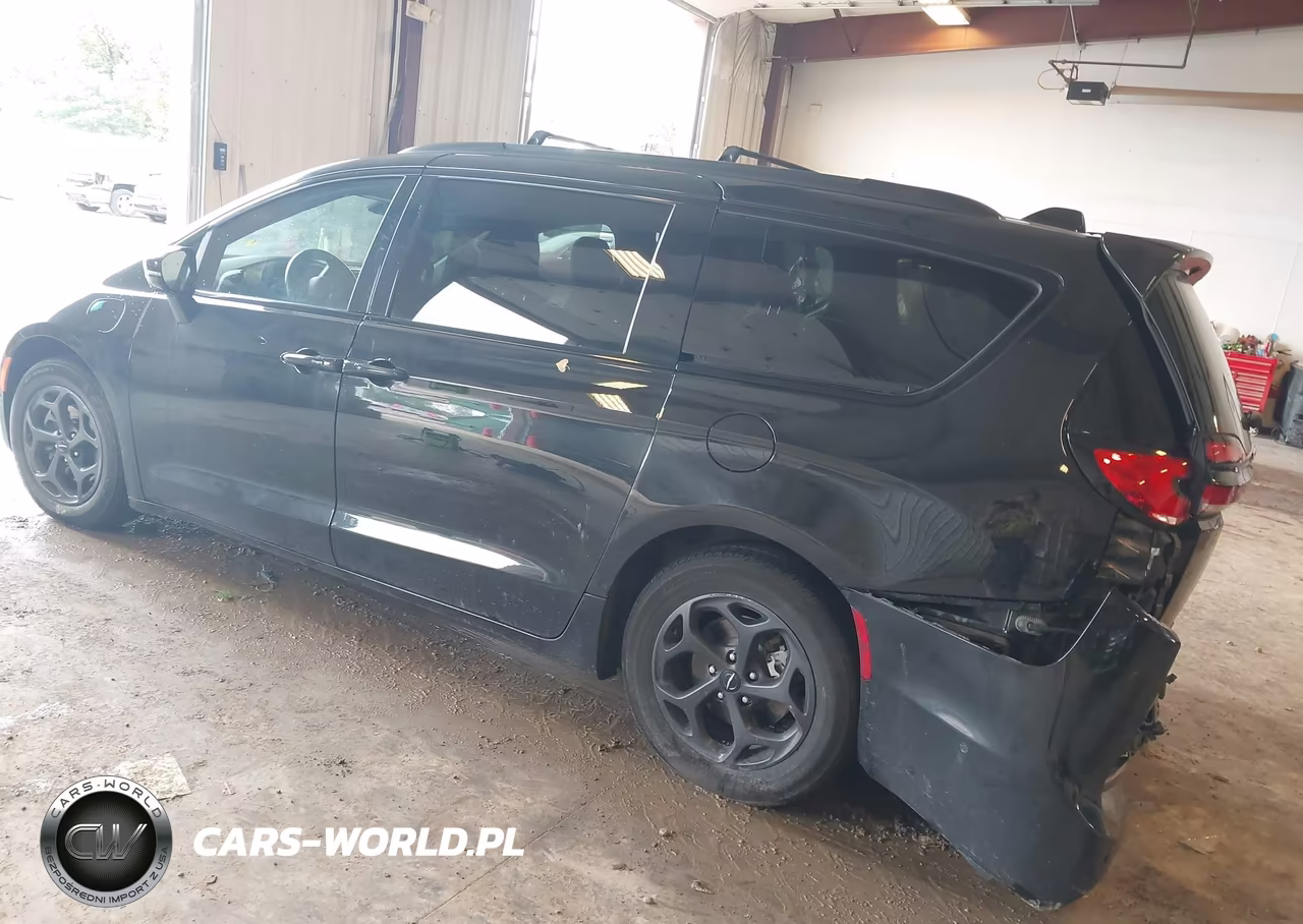 2022 Chrysler Pacifica Hybrid Limited VIN:2C4RC1S73NR119138 - 3