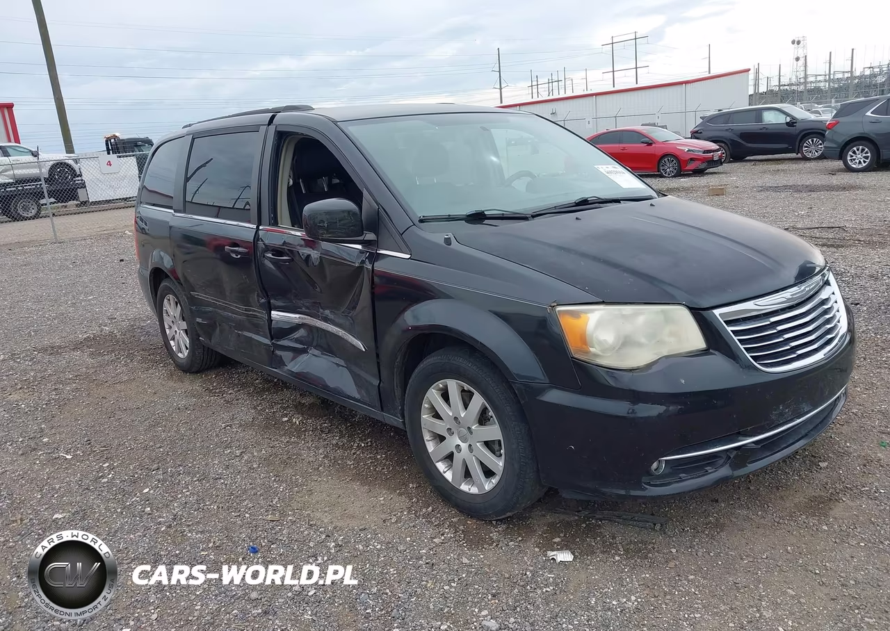 2015 Chrysler Town & Country Touring