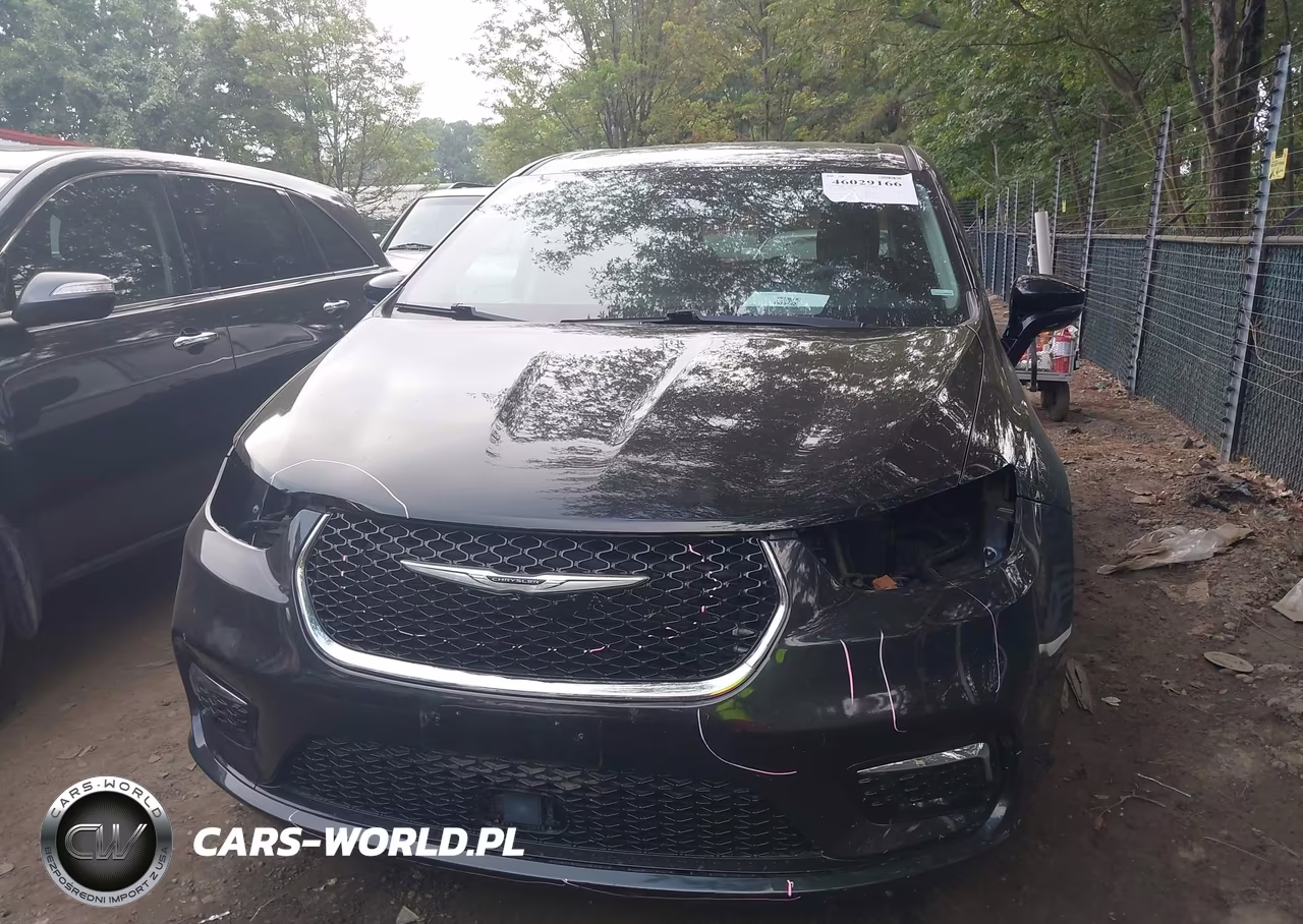 2024 Chrysler Pacifica Touring L VIN:2C4RC1BG2RR149463 - 13