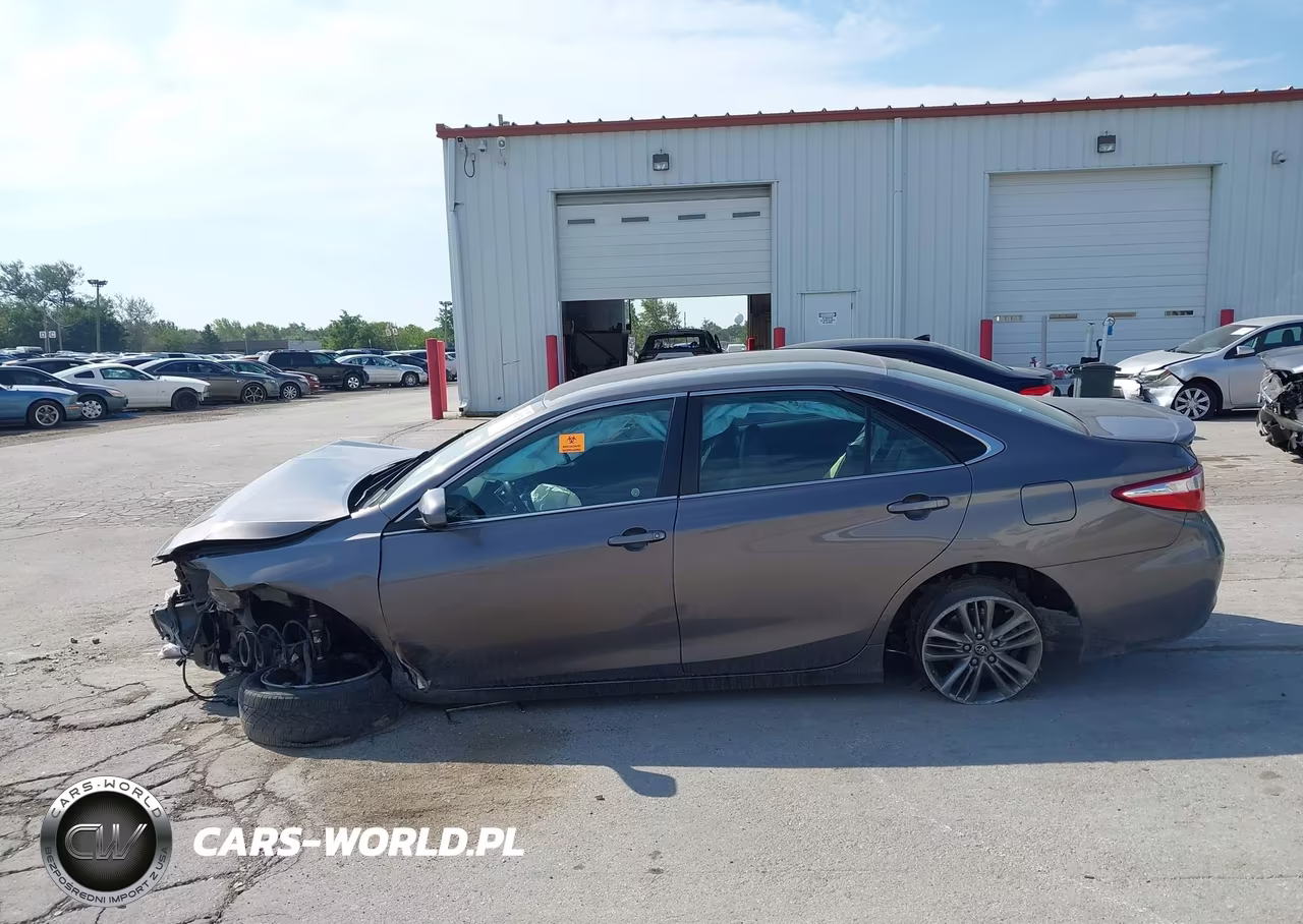 2017 Toyota Camry Se VIN:4T1BF1FK5HU321179 - 14