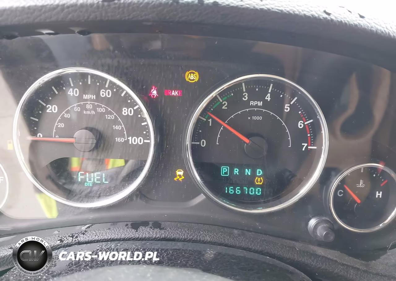 2011 Jeep Wrangler Sahara VIN:1J4AA5D17BL633544 - 7