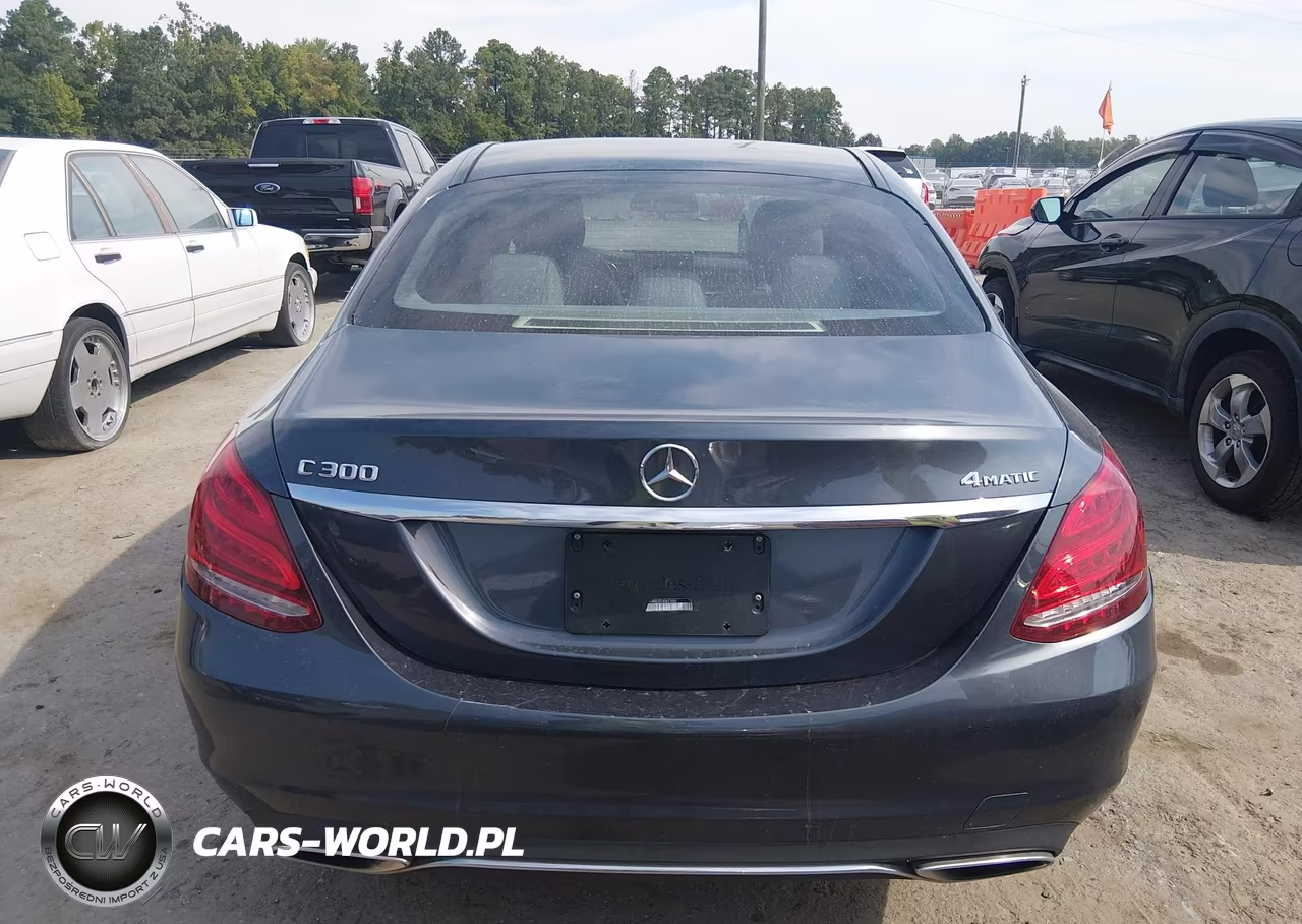 2015 Mercedes-Benz C 300 4Matic VIN:55SWF4KB2FU087200 - 17