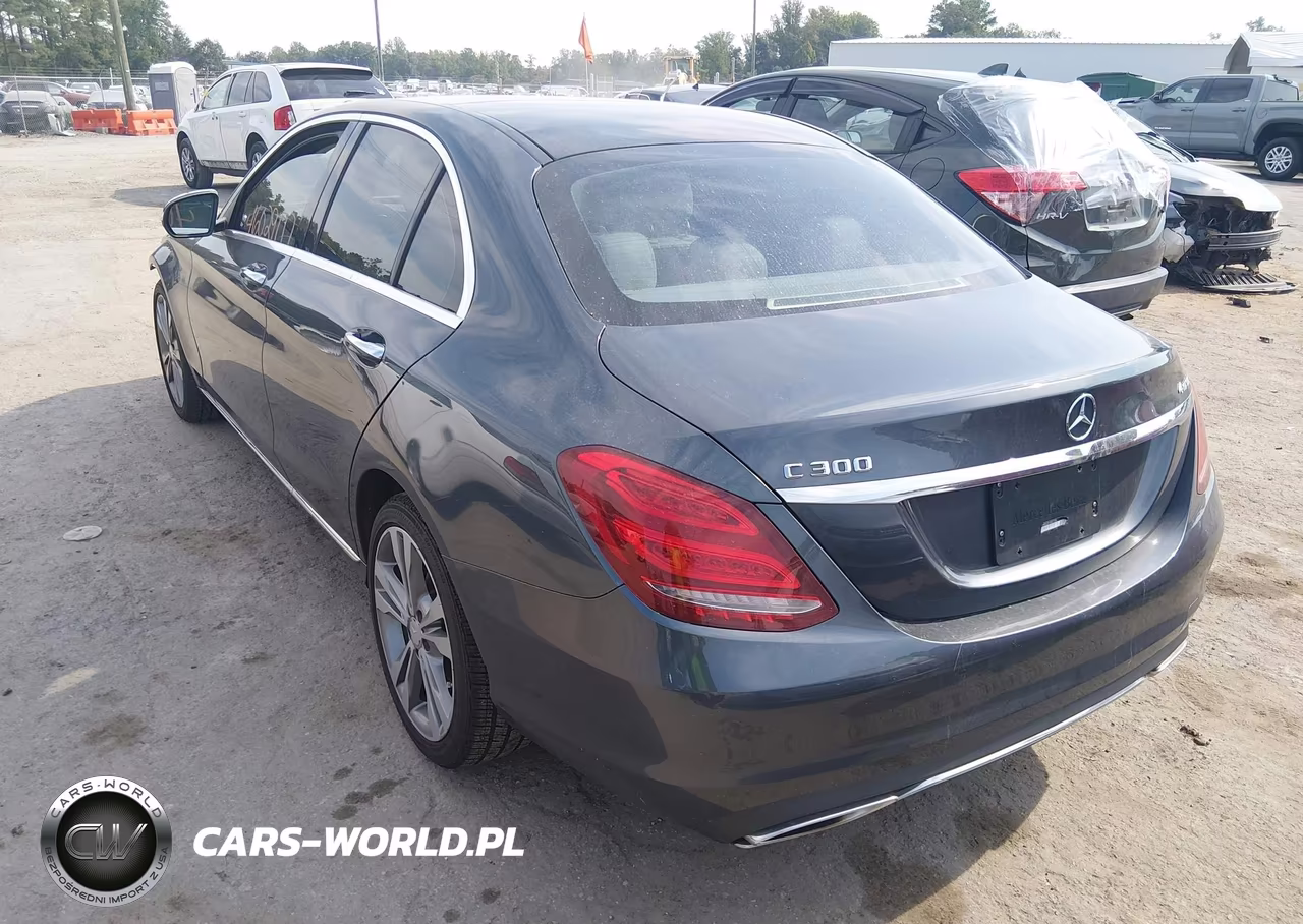 2015 Mercedes-Benz C 300 4Matic VIN:55SWF4KB2FU087200 - 3