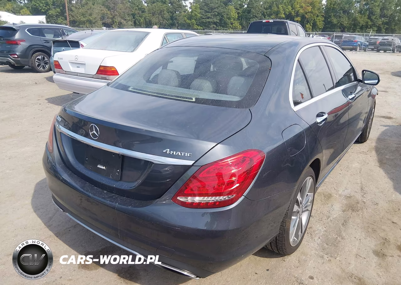 2015 Mercedes-Benz C 300 4Matic VIN:55SWF4KB2FU087200 - 4