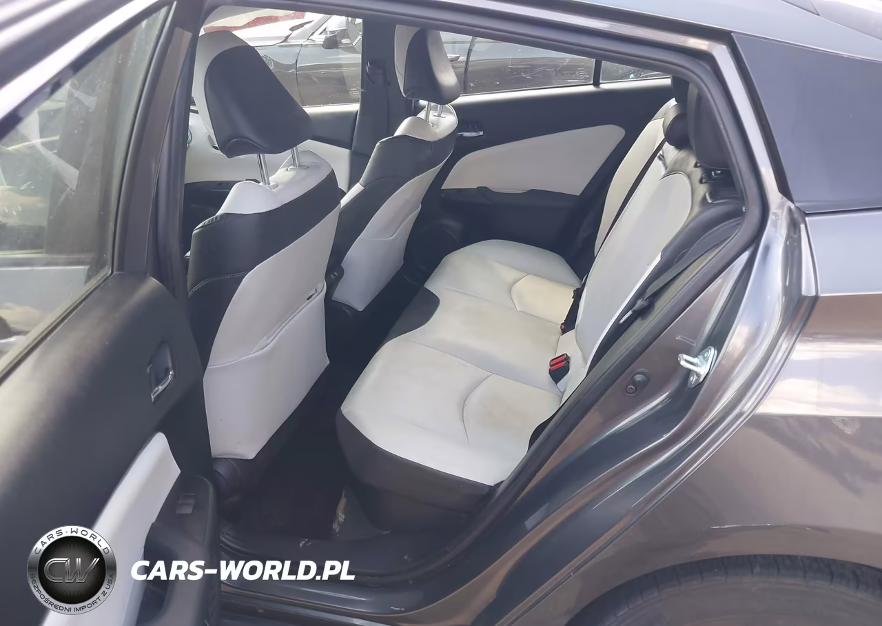 2019 Toyota Prius Xle VIN:JTDL9RFU0K3004617 - 8