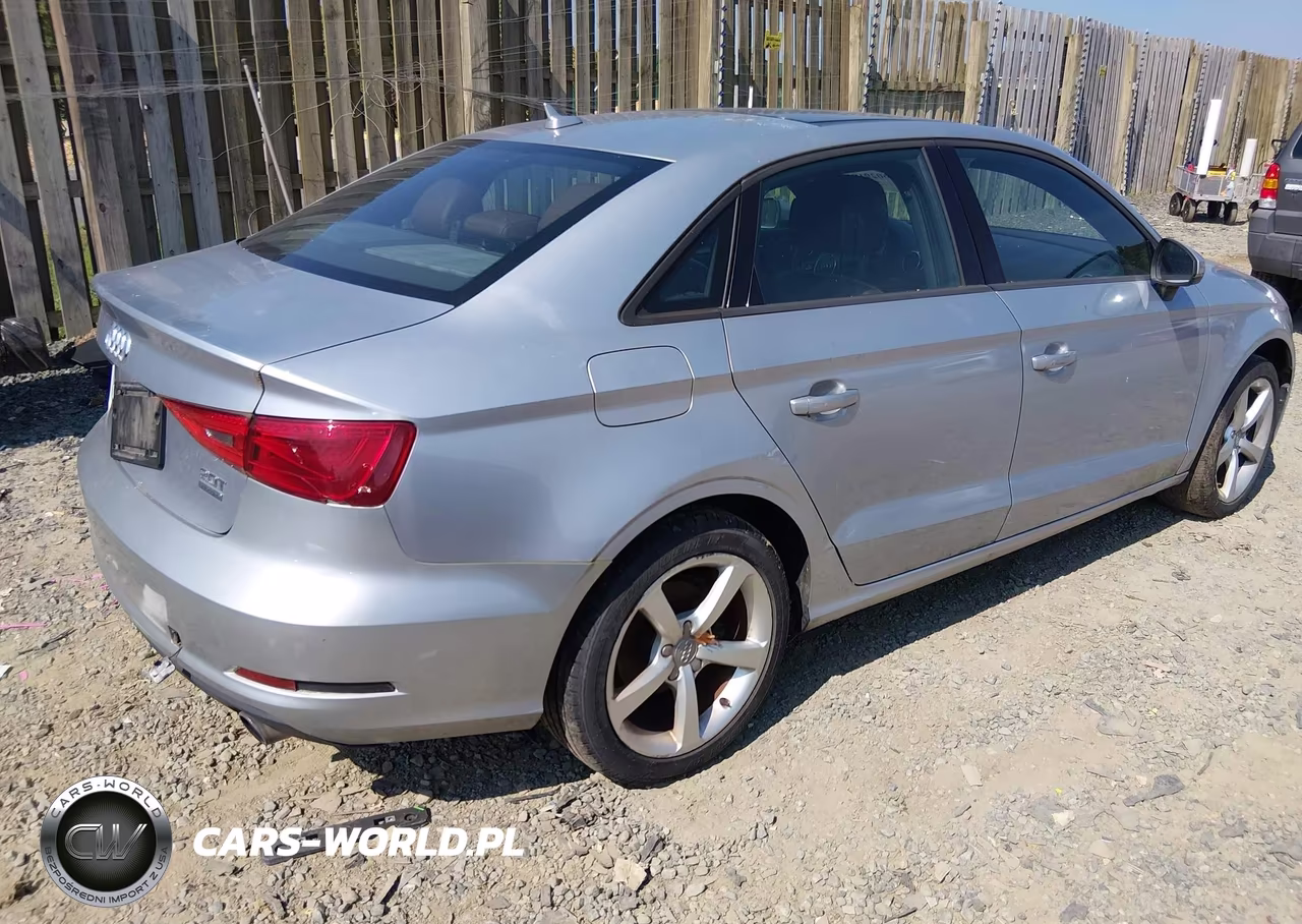 2015 Audi A3 2.0T Premium VIN:WAUBFGFF3F1129815 - 4