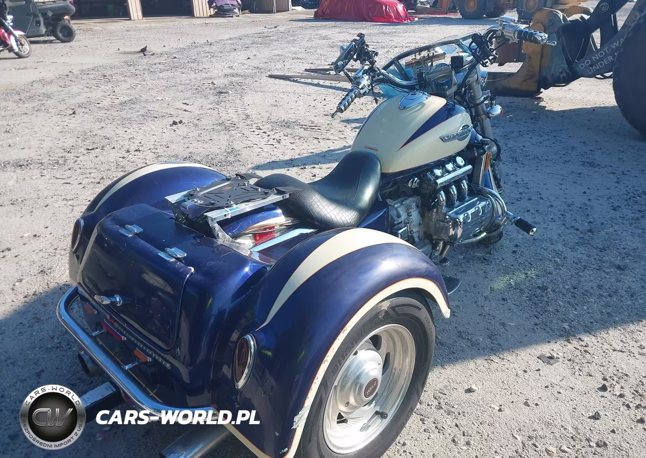 1998 Honda Gl1500 C-2 VIN:1HFSC3409WA102692 - 4