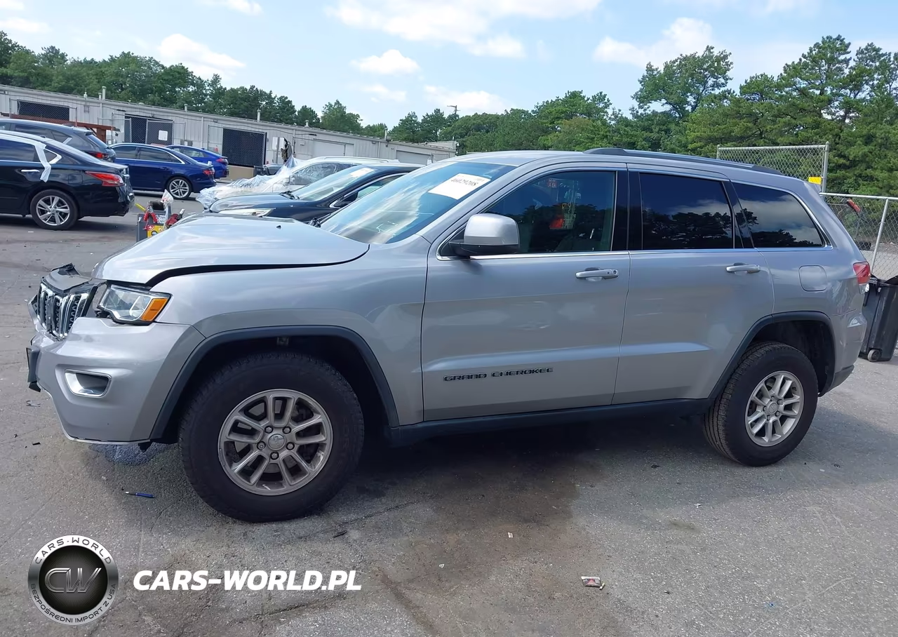 2019 Jeep Grand Cherokee Laredo E 4X4 VIN:1C4RJFAG1KC826439 - 15