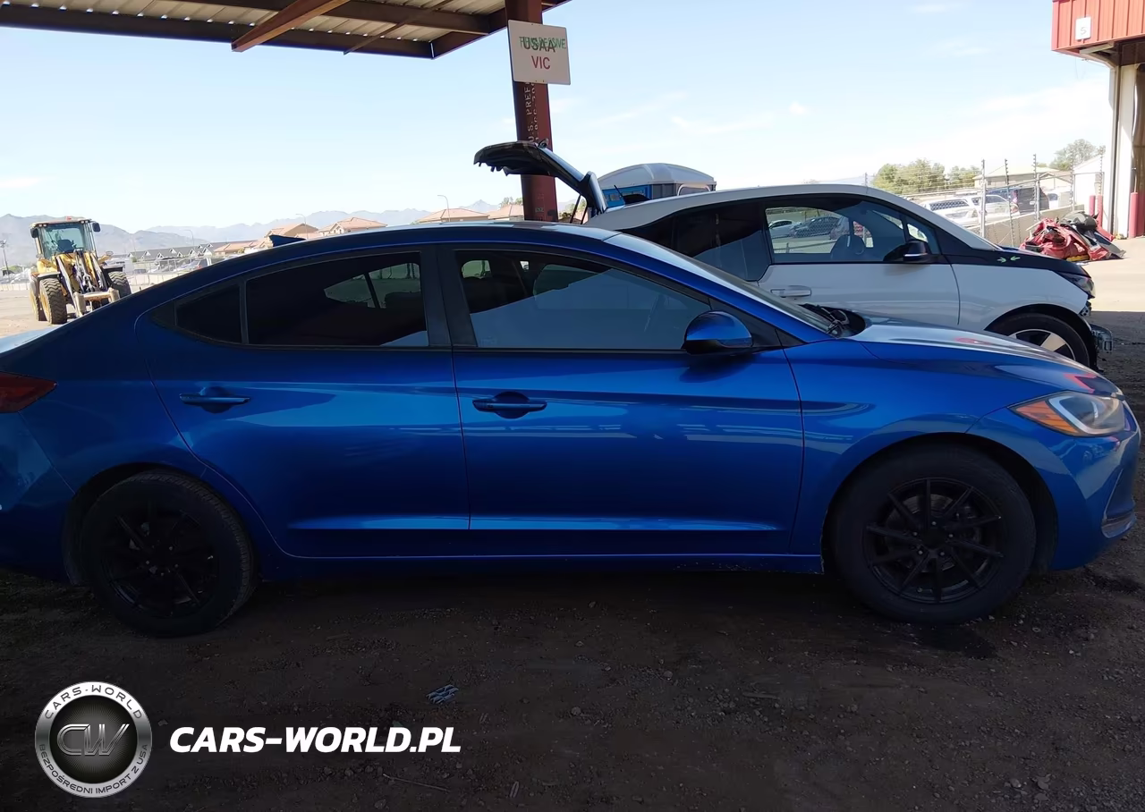 2018 Hyundai Elantra Value Edition VIN:5NPD84LF9JH398427 - 13