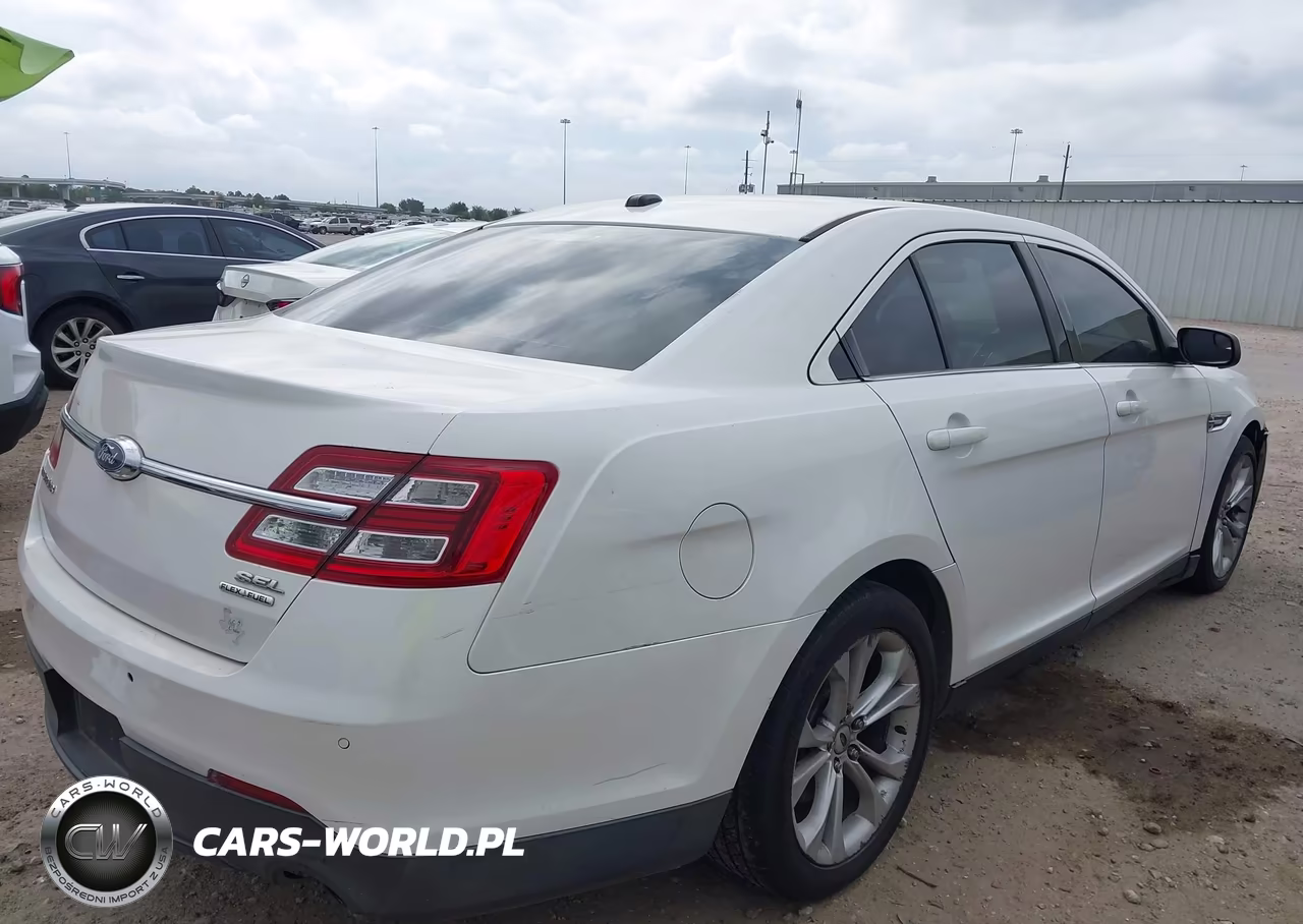 2013 Ford Taurus Sel VIN:1FAHP2E81DG209372 - 4