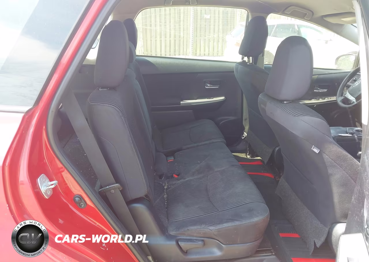 2015 Toyota Prius V Three VIN:JTDZN3EU2FJ024650 - 8