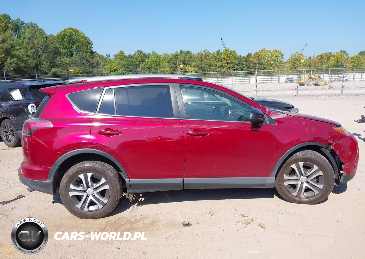 2018 Toyota Rav4 Le VIN:JTMBFREV5JD255494 - 14