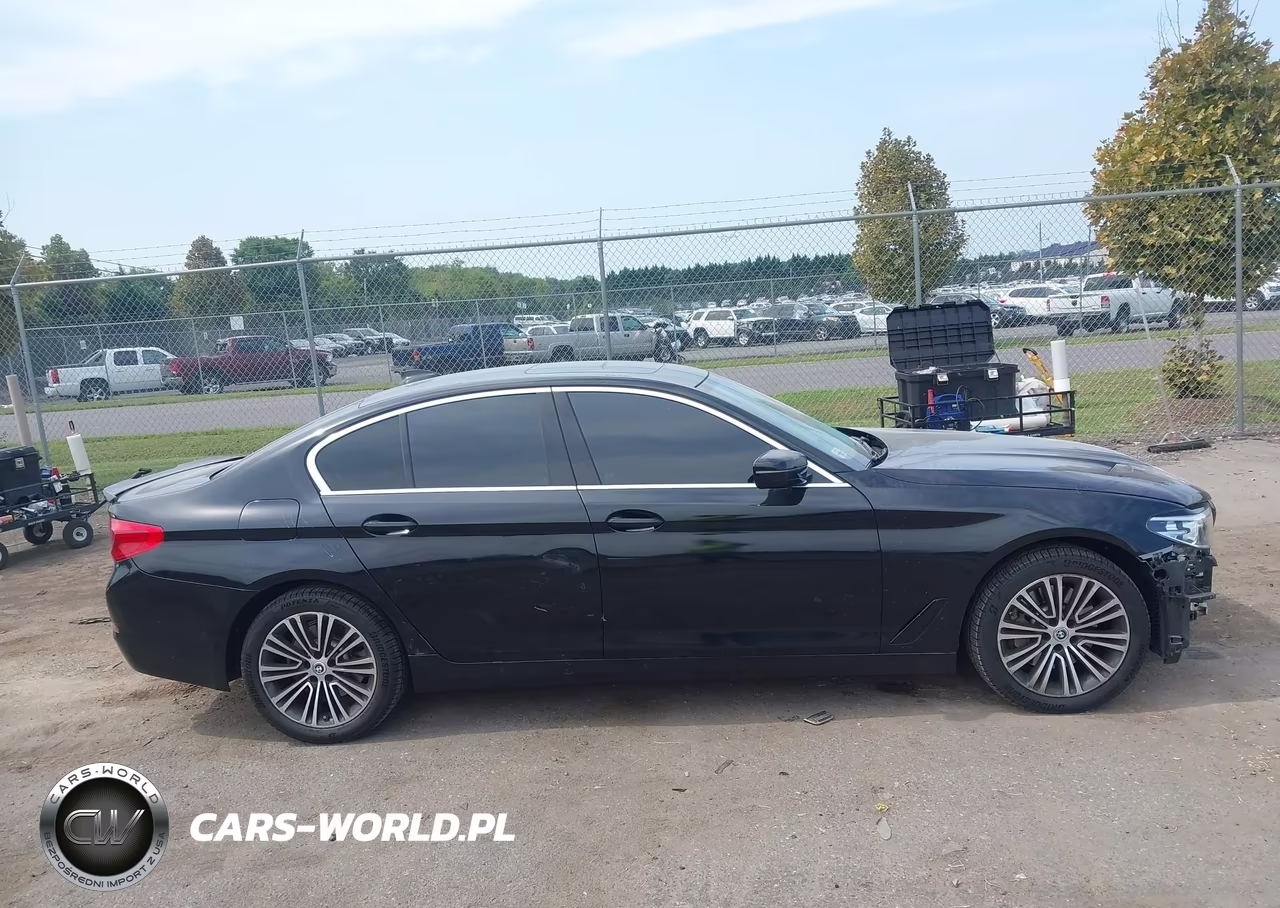2020 BMW 530I xDrive VIN:WBAJR7C0XLCD12103 - 13