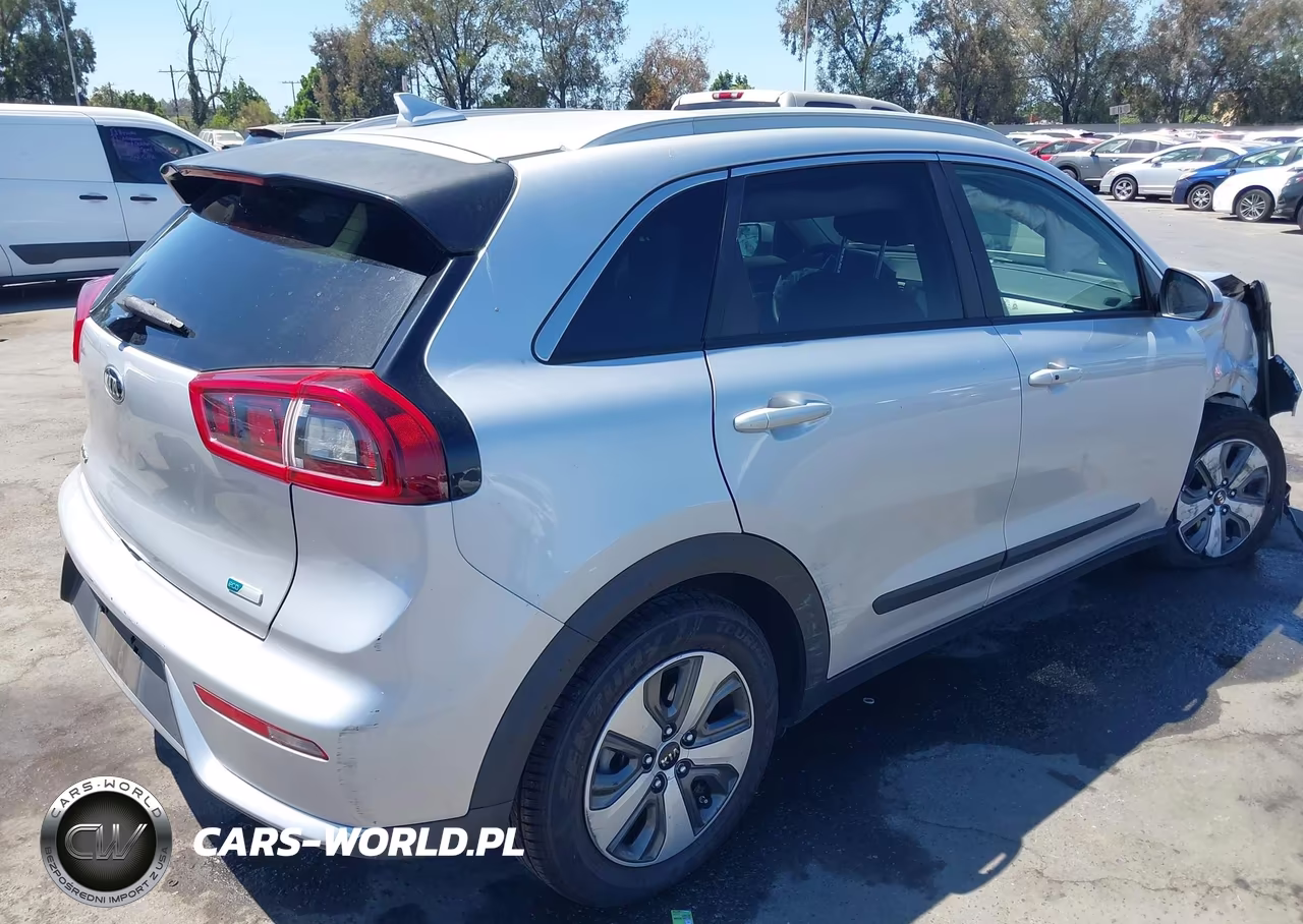 2019 Kia Niro Lx VIN:KNDCB3LC0K5296514 - 4