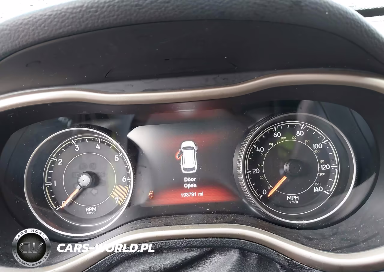 2015 Jeep Cherokee Limited VIN:1C4PJMDB7FW641649 - 7