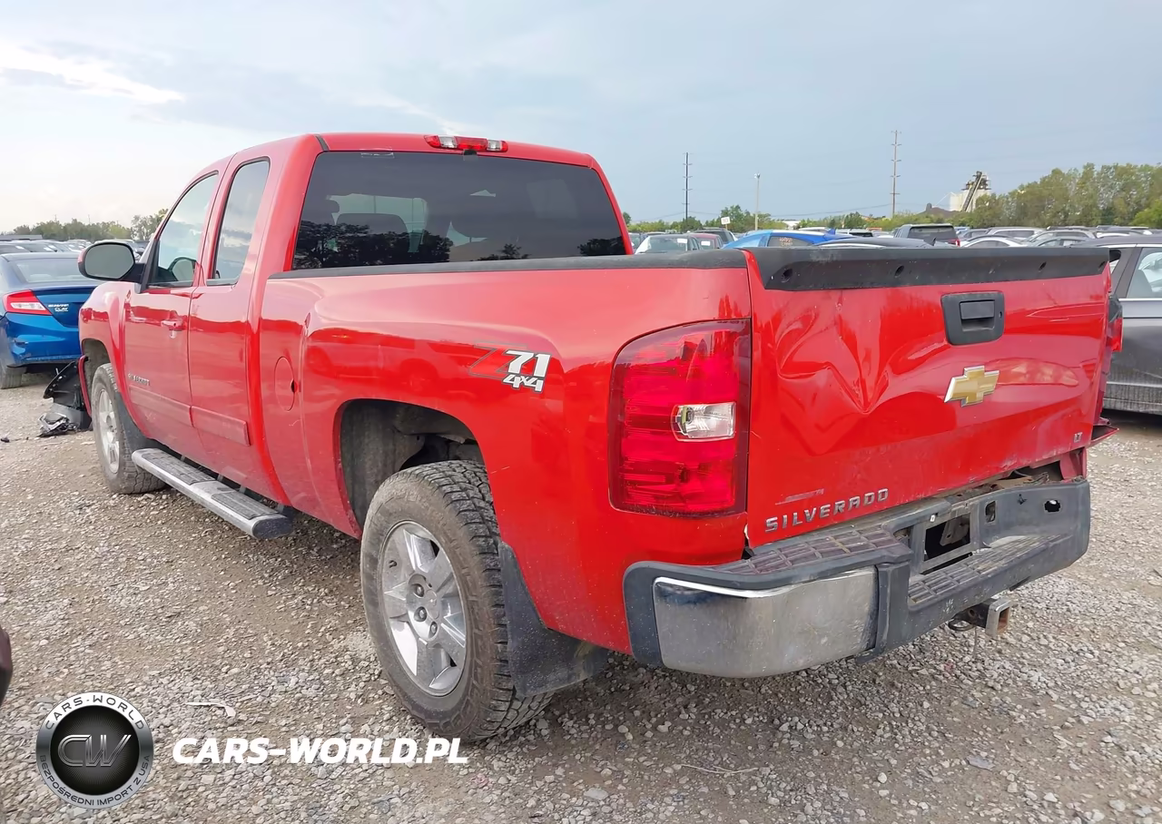 2013 Chevrolet Silverado 1500 Lt VIN:1GCRKSE79DZ301533 - 3