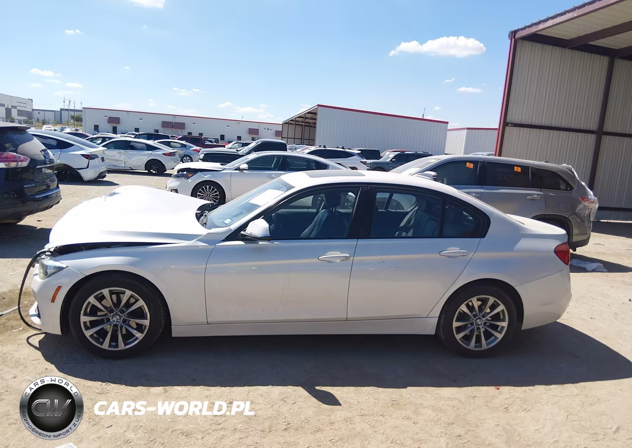 2017 BMW 320I xDrive VIN:WBA8E5G34HNU43149 - 14