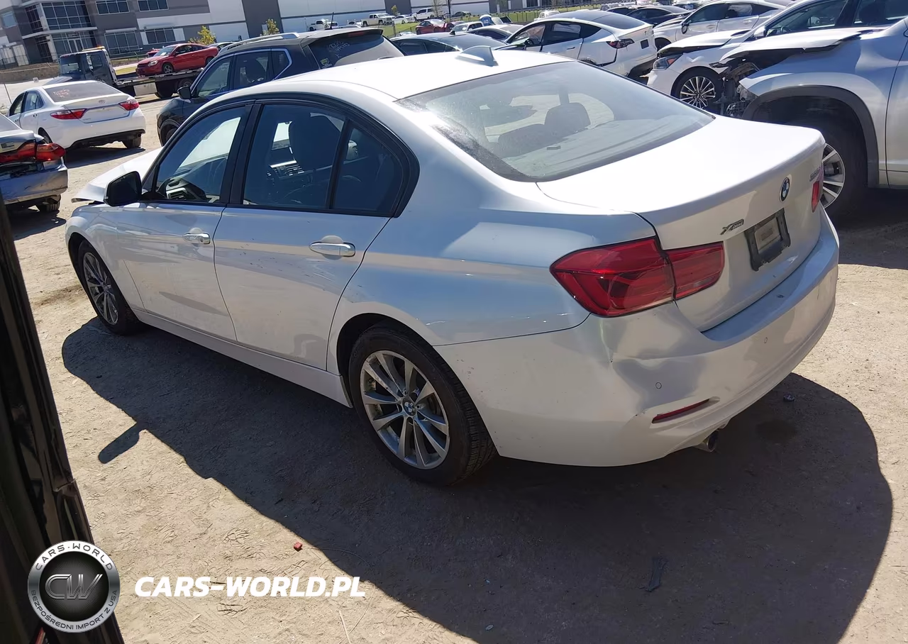 2017 BMW 320I xDrive VIN:WBA8E5G34HNU43149 - 3