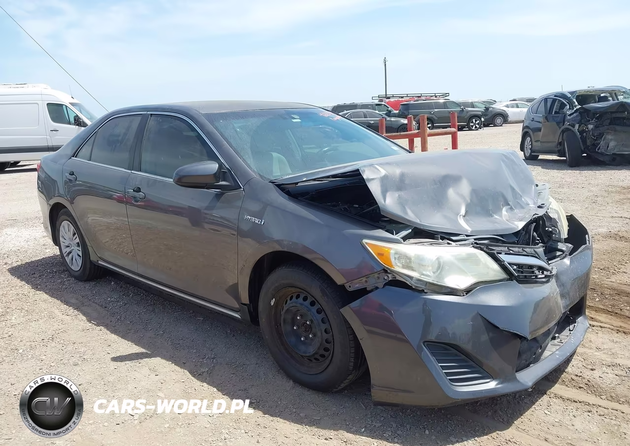 2013 Toyota Camry Hybrid Le