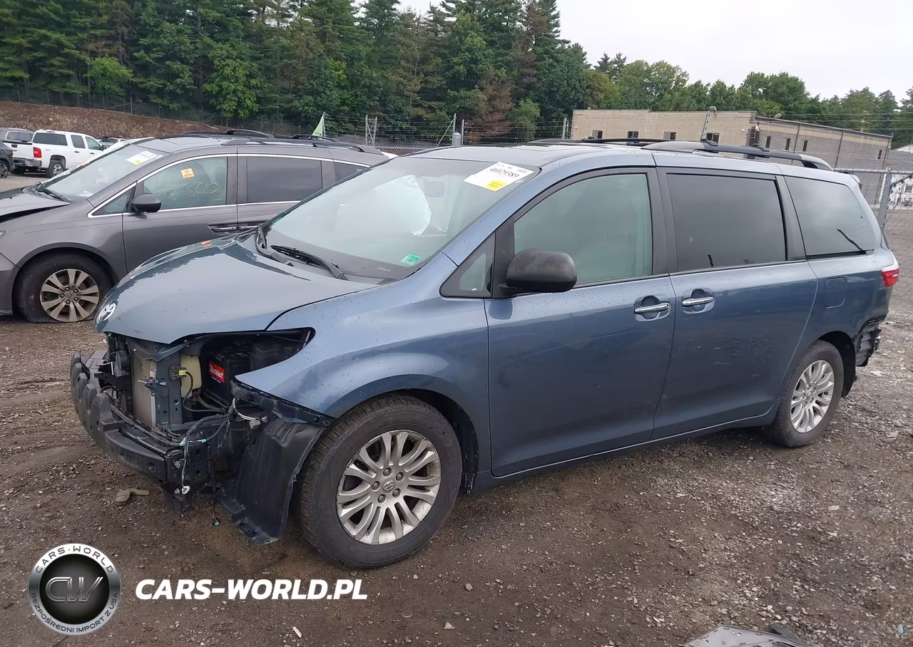 2015 Toyota Sienna Xle 8 Passenger VIN:5TDYK3DC3FS683417 - 2