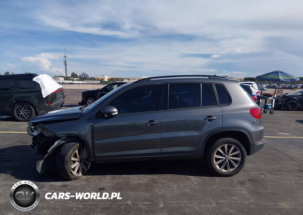 2018 Volkswagen Tiguan Limited 2.0T VIN:WVGAV7AX1JK003470 - 14
