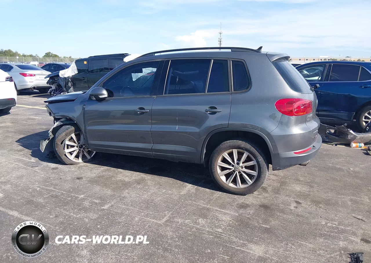 2018 Volkswagen Tiguan Limited 2.0T VIN:WVGAV7AX1JK003470 - 3