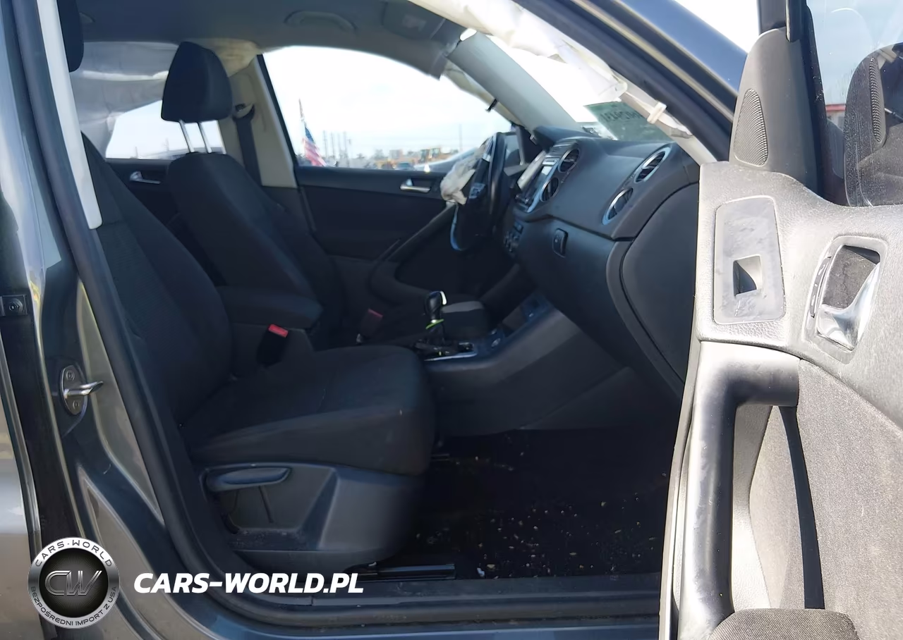 2018 Volkswagen Tiguan Limited 2.0T VIN:WVGAV7AX1JK003470 - 5