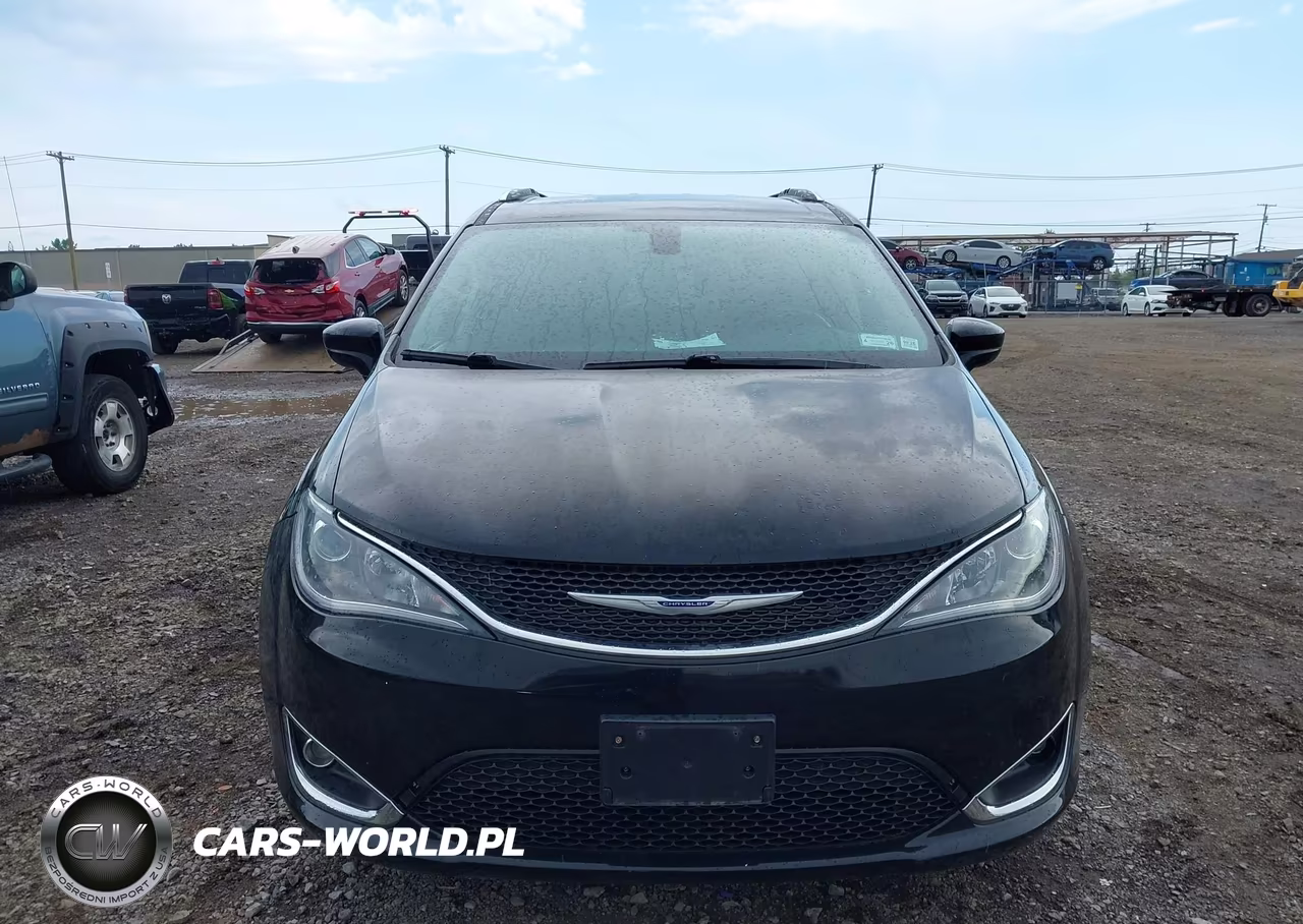 2020 Chrysler Pacifica Touring L VIN:2C4RC1BG9LR230130 - 12