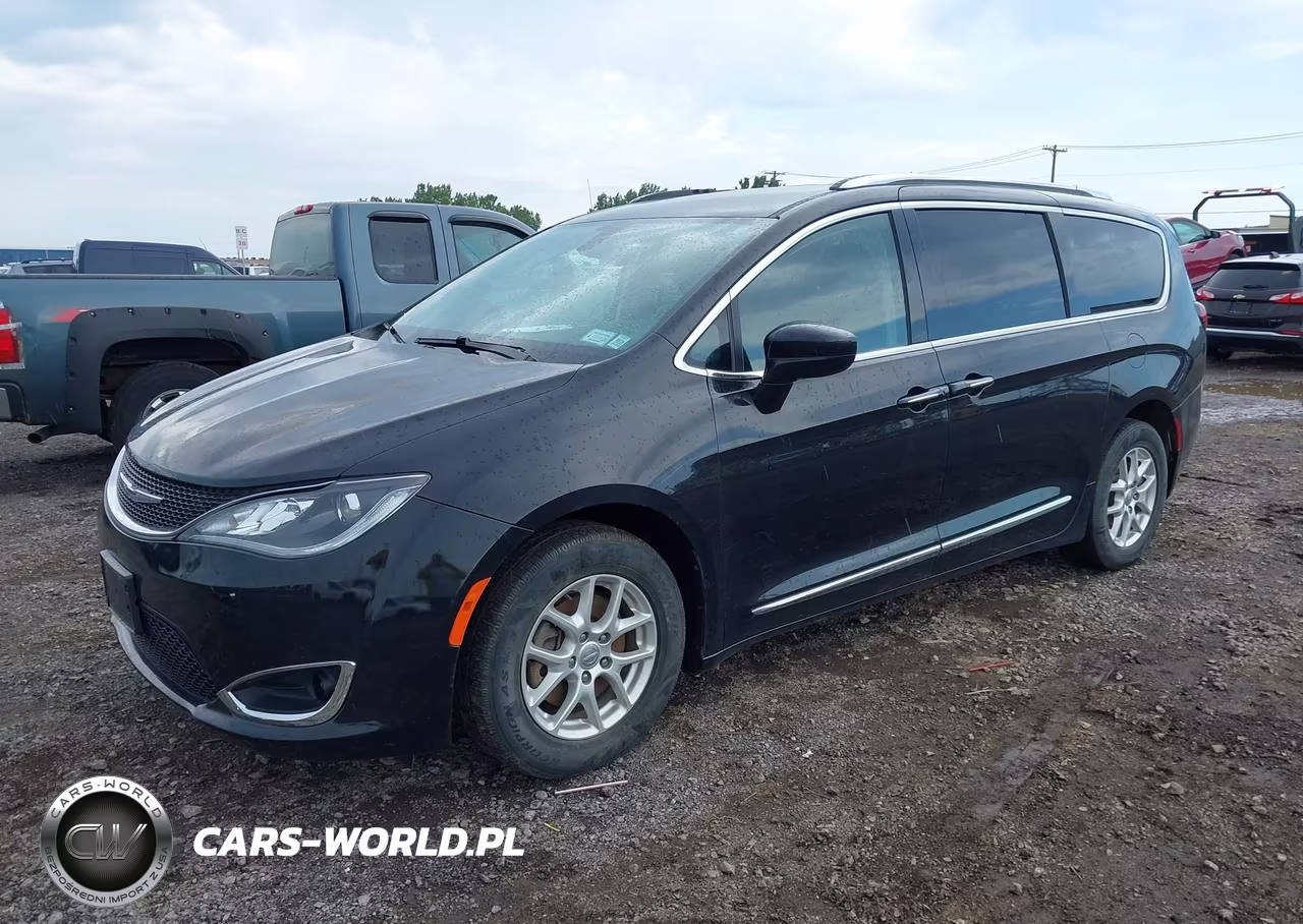 2020 Chrysler Pacifica Touring L VIN:2C4RC1BG9LR230130 - 2