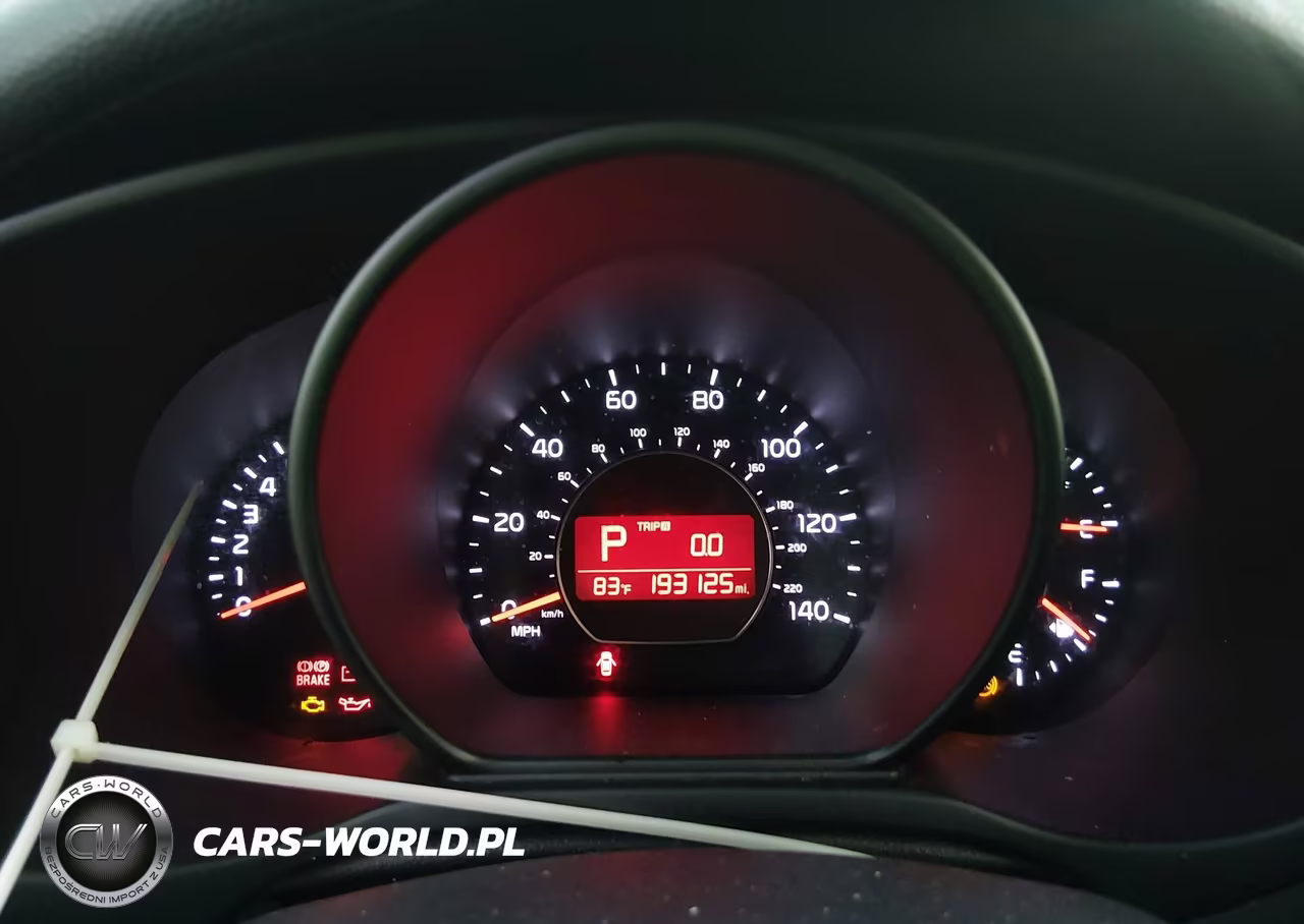 2015 Kia Soul VIN:KNDJN2A28F7200884 - 7