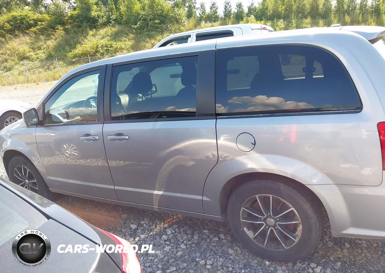 2018 Dodge Grand Caravan Se Plus VIN:2C4RDGBG7JR244587 - 14
