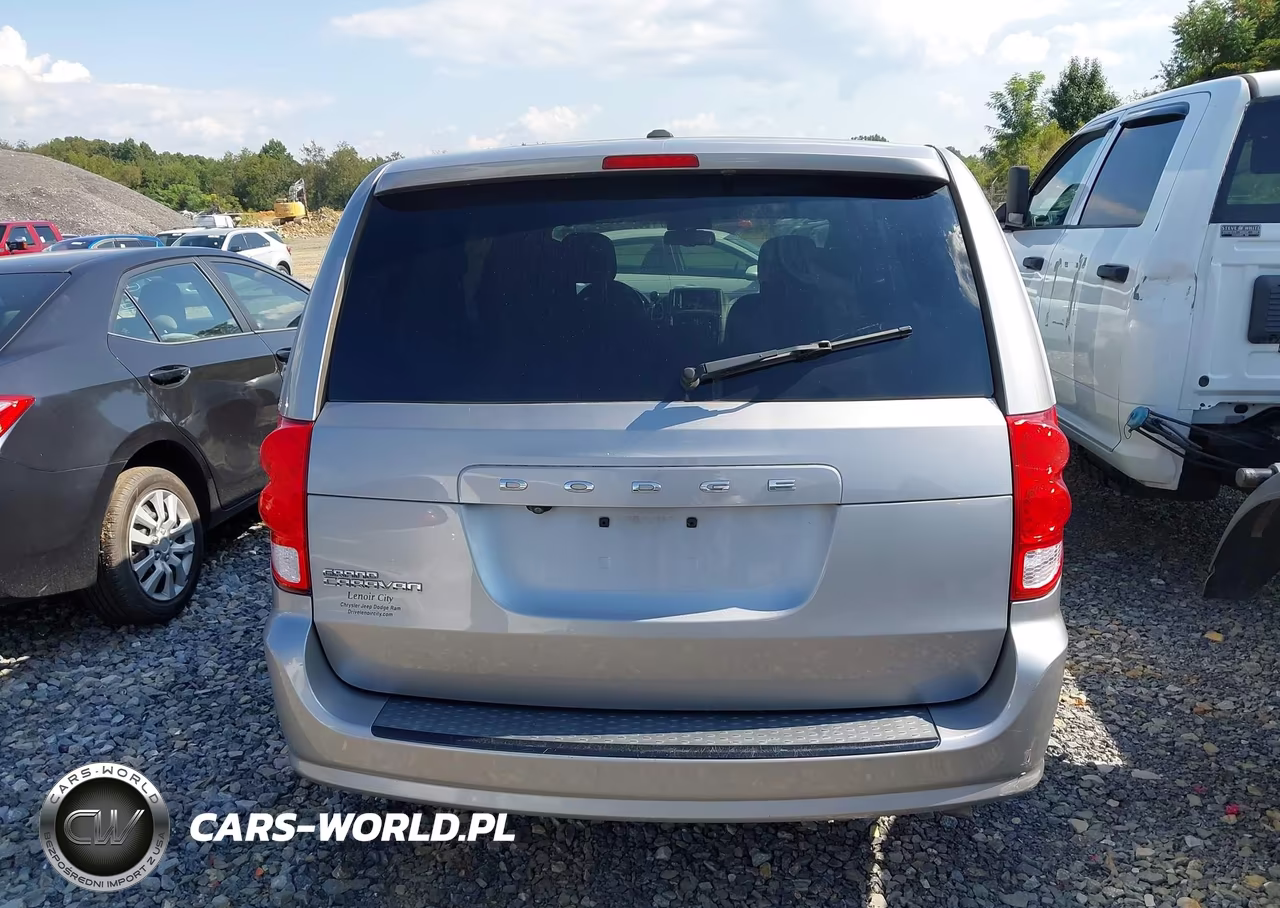 2018 Dodge Grand Caravan Se Plus VIN:2C4RDGBG7JR244587 - 16